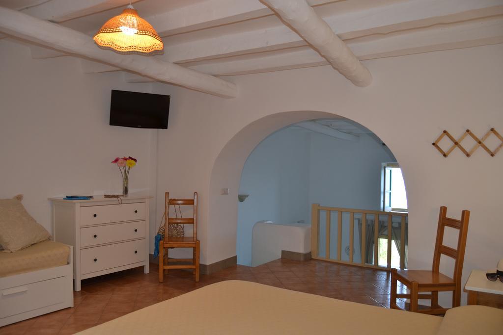 Villa Ginestra Sulla Spiaggia Di 斯特龙博利 外观 照片